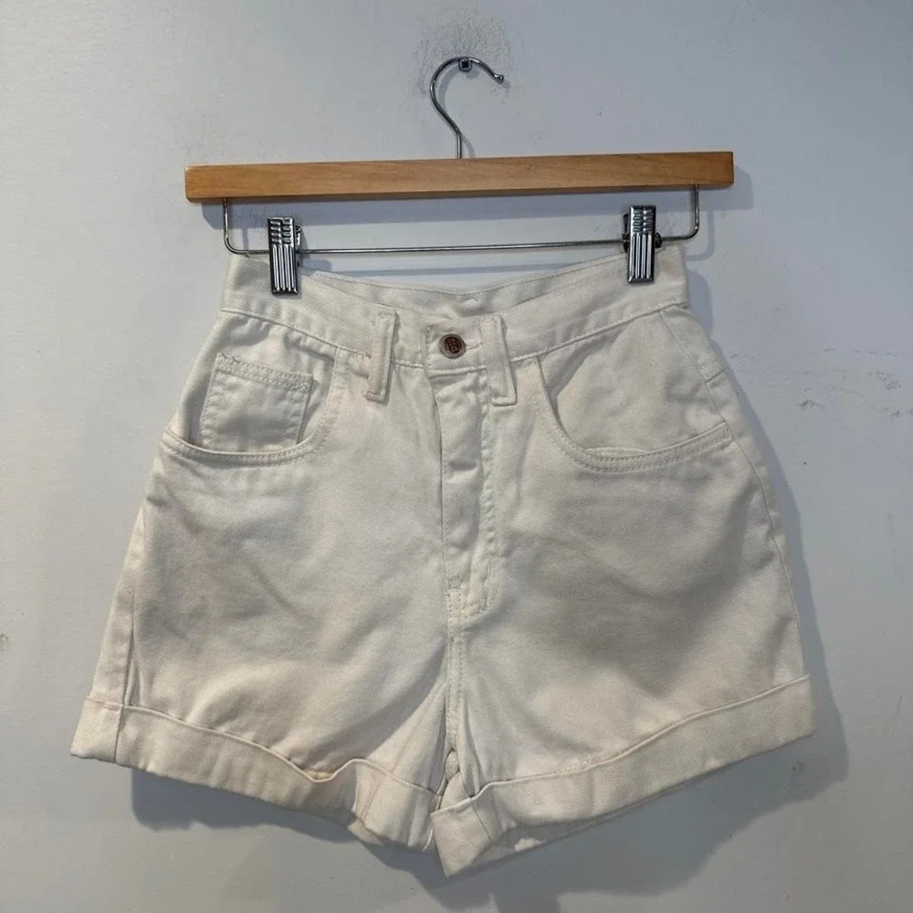 VIntage Crean High-waisted‎ Shorts Fold Over Hem, High Waist Size 5 SMALL